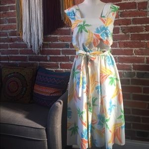 Tropical vintage summer dress lewk